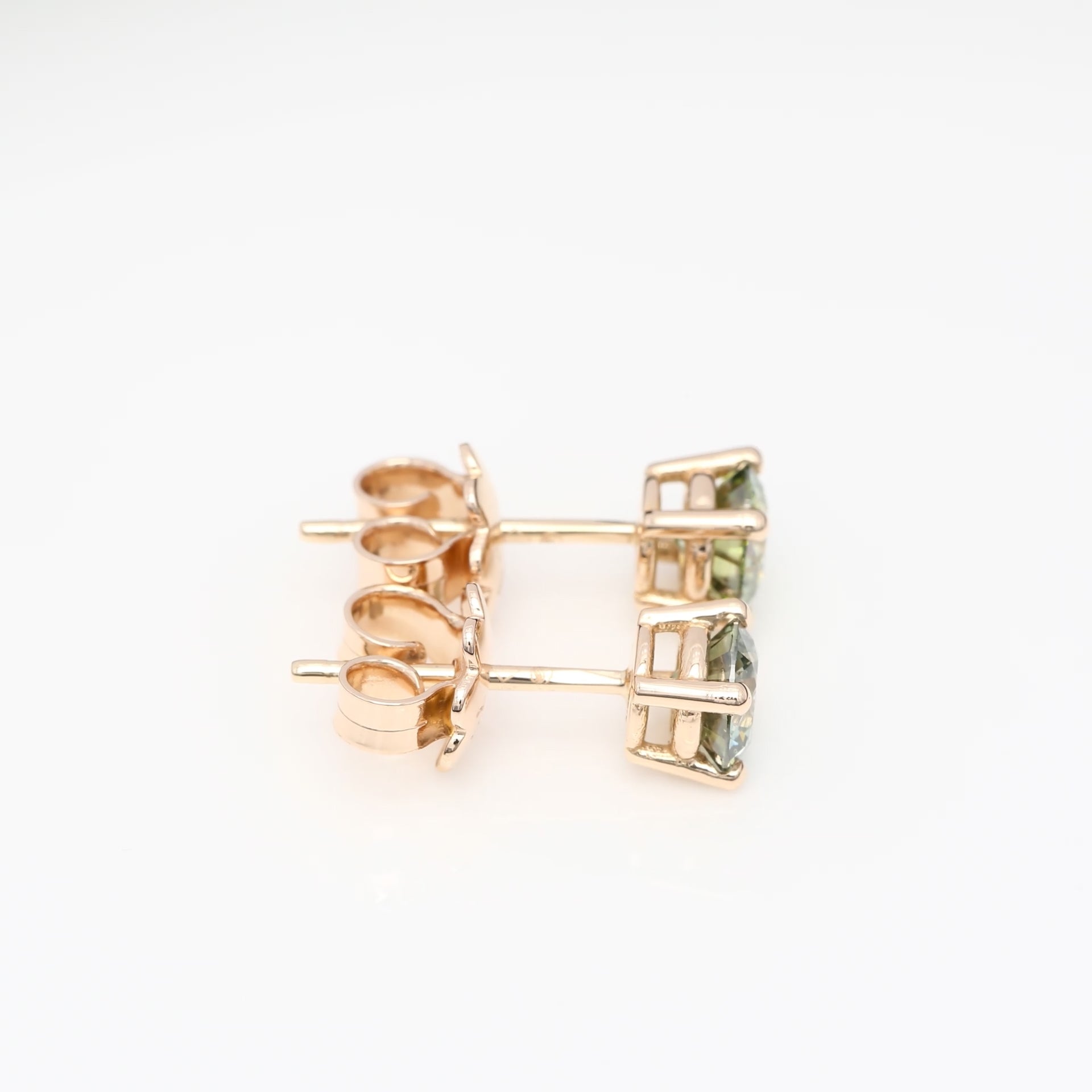 2 x 0.50 CT (GRÖN RUND) DIAMANTÖRHÄNGEN