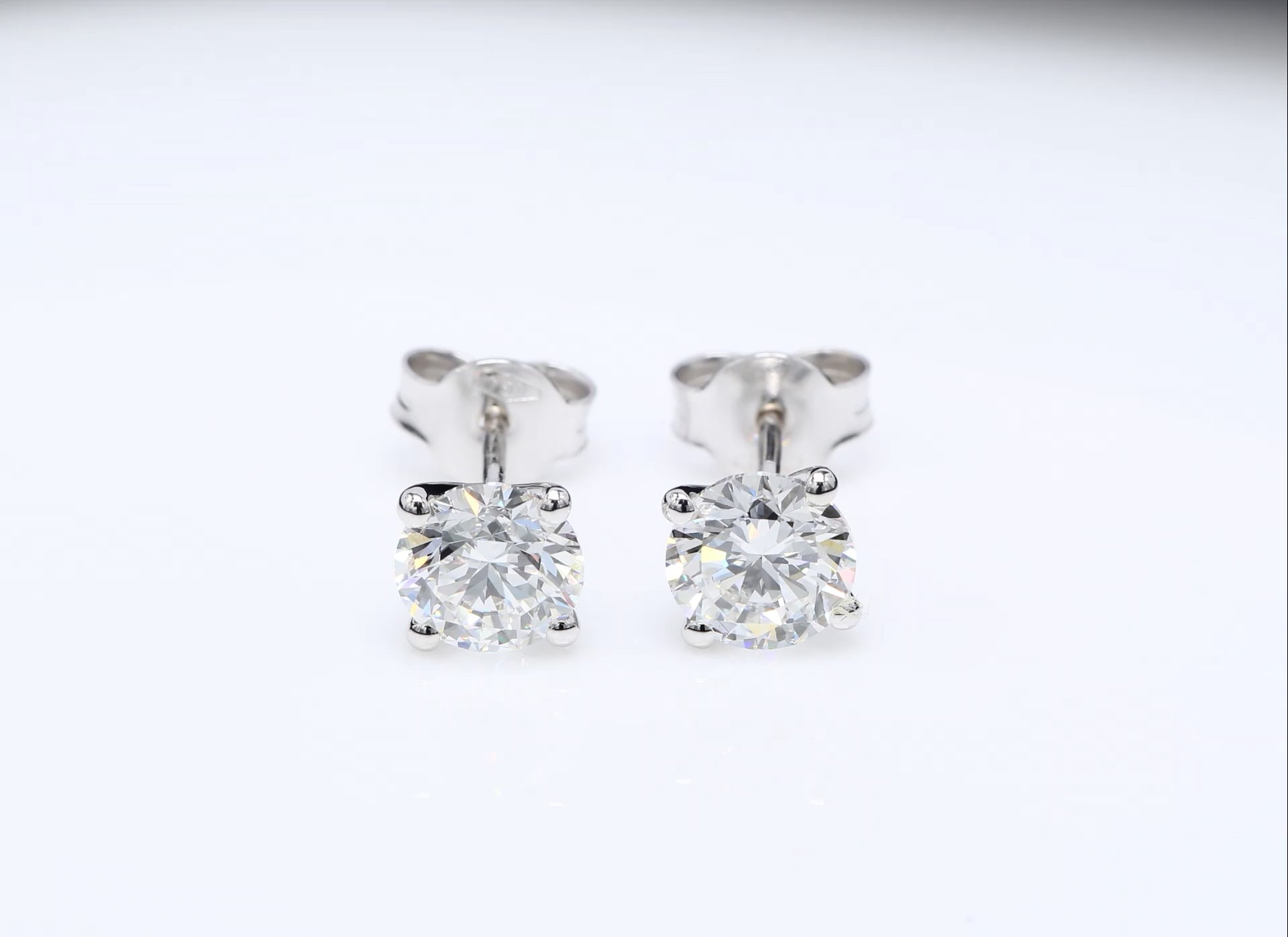 2 x 1.00 CT (RUND) DIAMANTÖRHÄNGEN