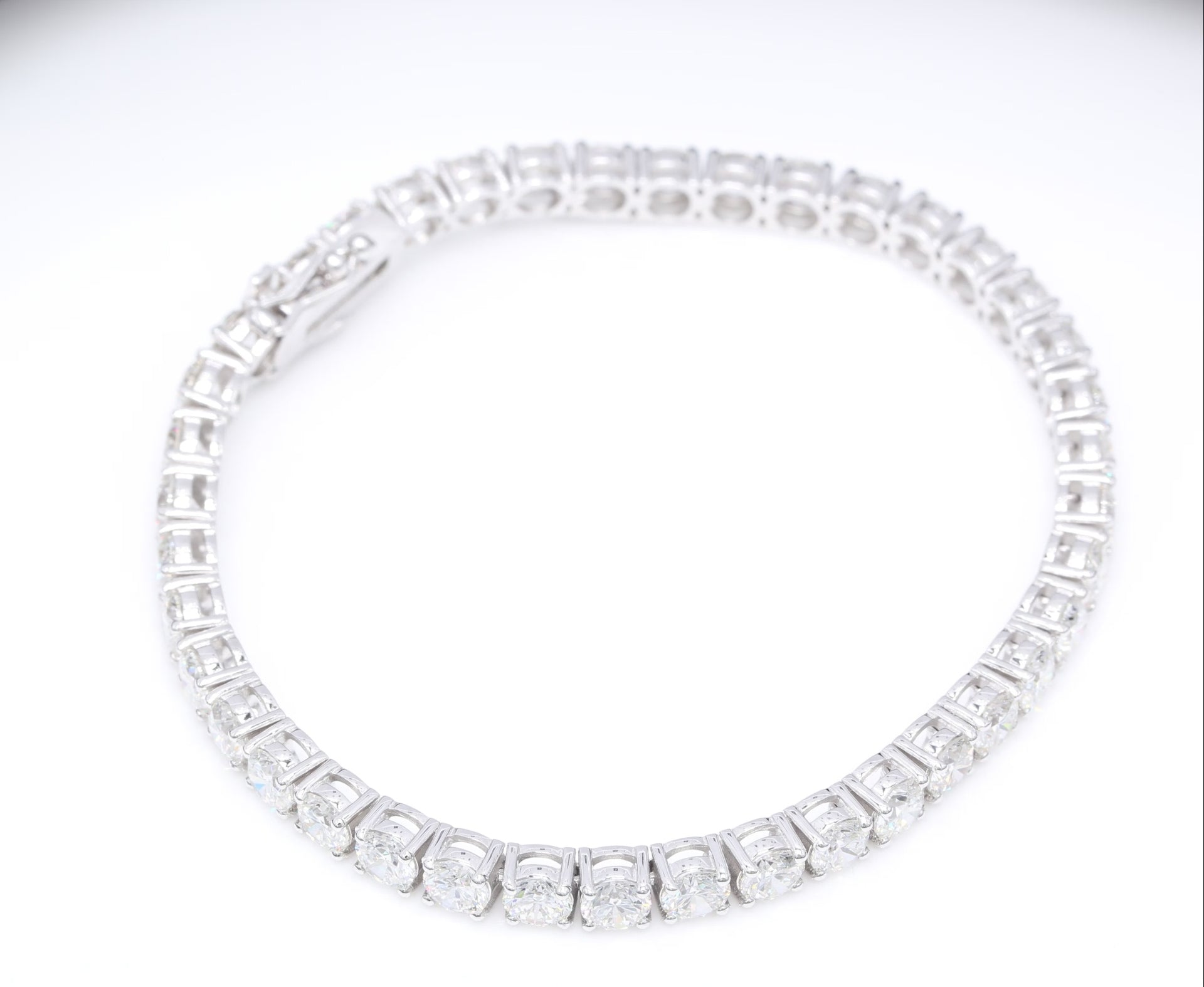 12.00 CT (RUND) TENNISARMBAND