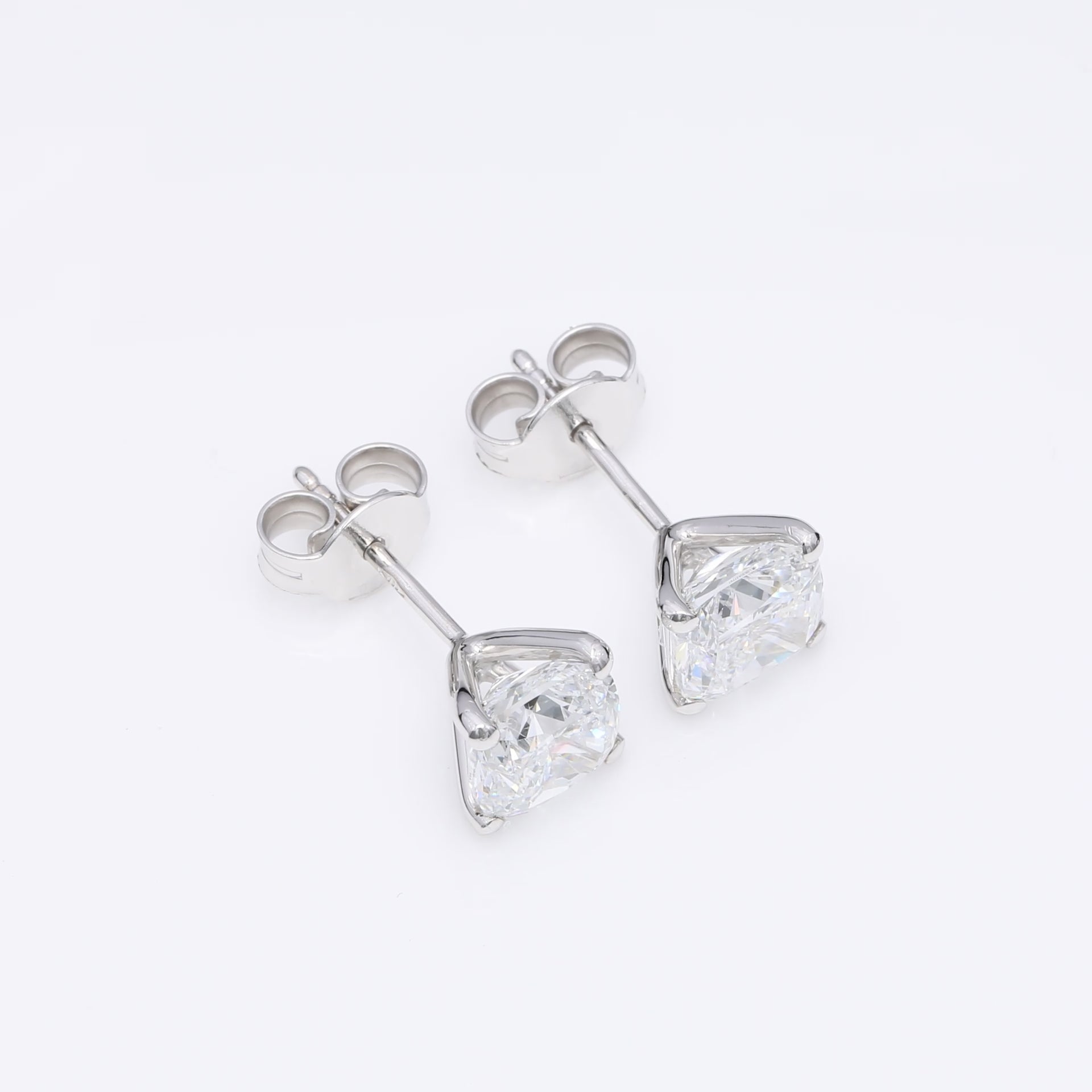 2 x 1.50 CT (KUDDE) DIAMANTÖRHÄNGEN