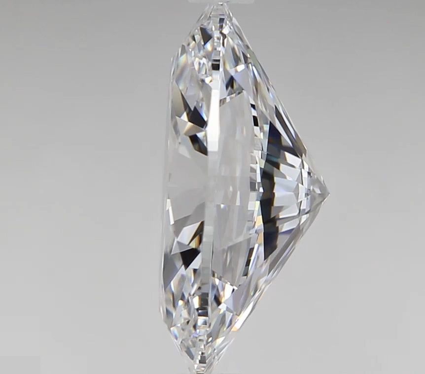 (OVAL) LABBODLAD DIAMANT