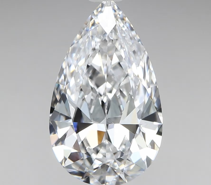 (PEAR) LAB-CREATED DIAMOND