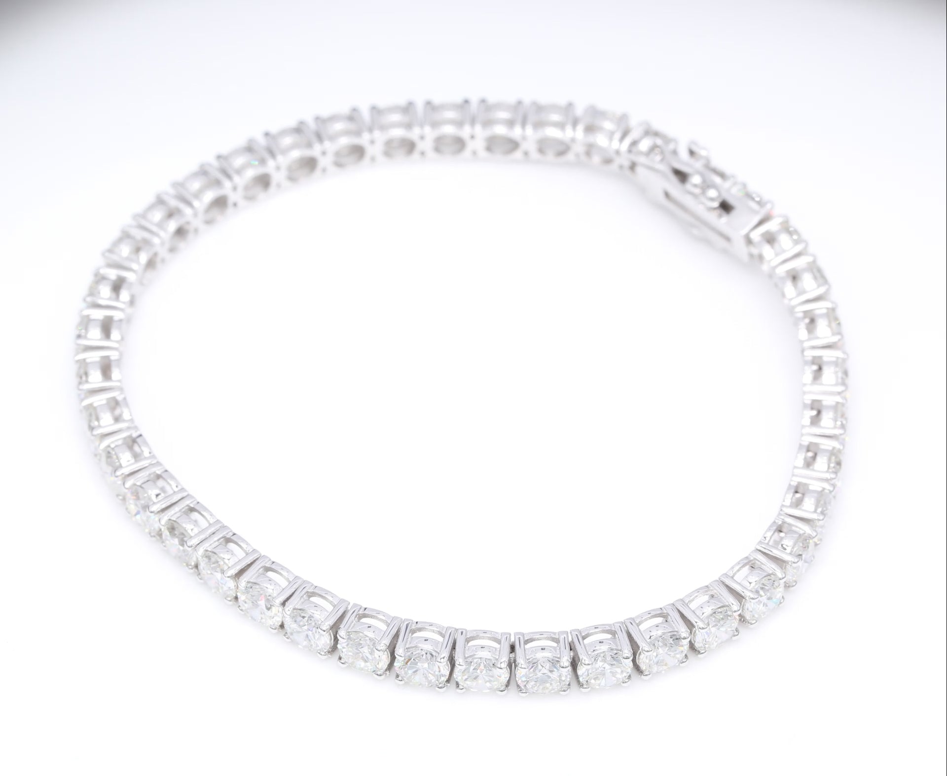 12.00 CT (RUND) TENNISARMBAND